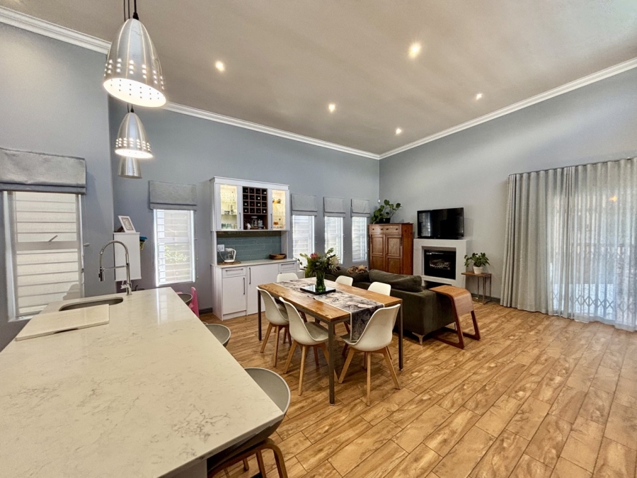 3 Bedroom Property for Sale in Sandown Western Cape